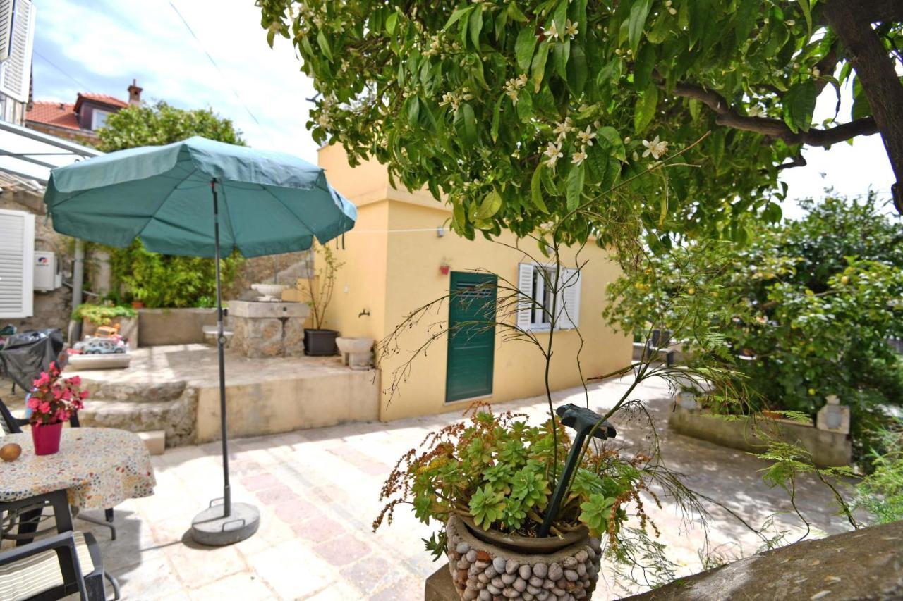Guesthouse Manda ドゥブロブニク エクステリア 写真