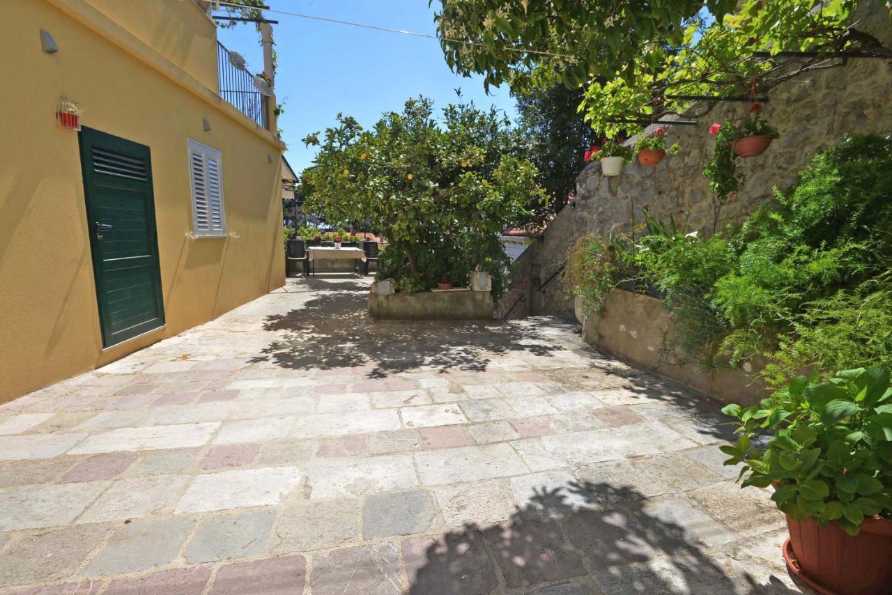 Guesthouse Manda ドゥブロブニク エクステリア 写真